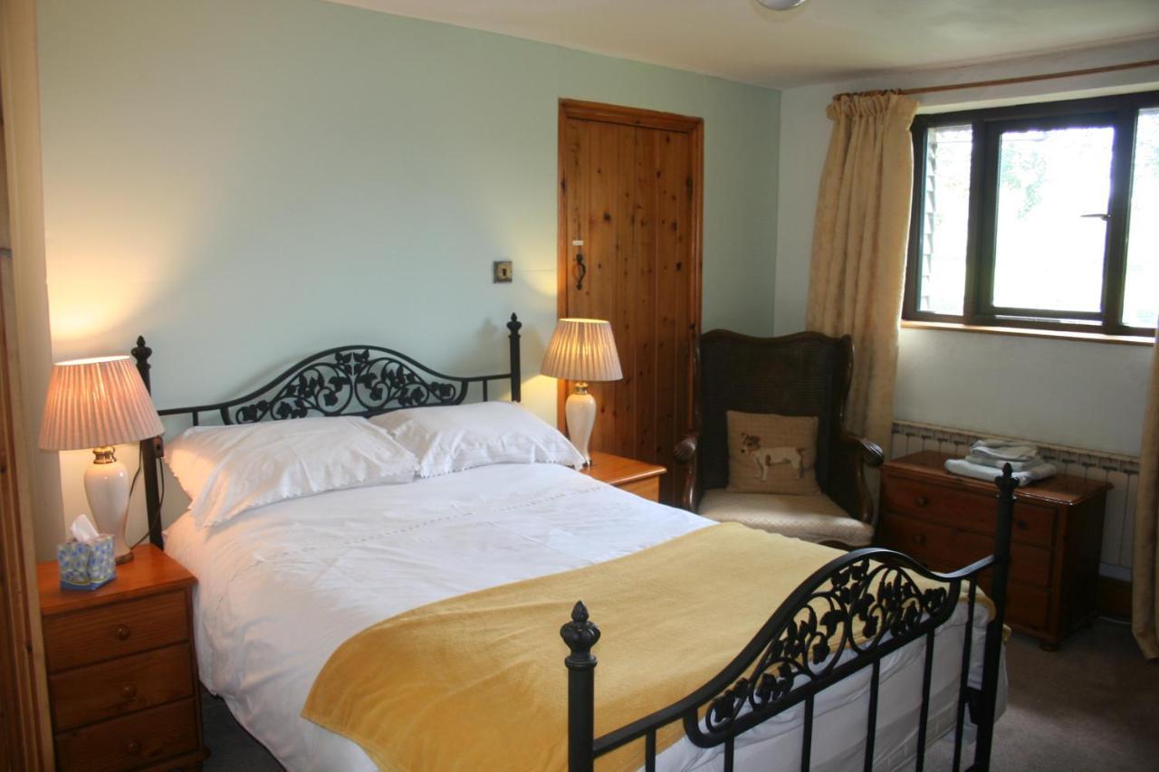 Barn Cottage - Farm Park Stay With Hot Tub Swansea Exterior foto